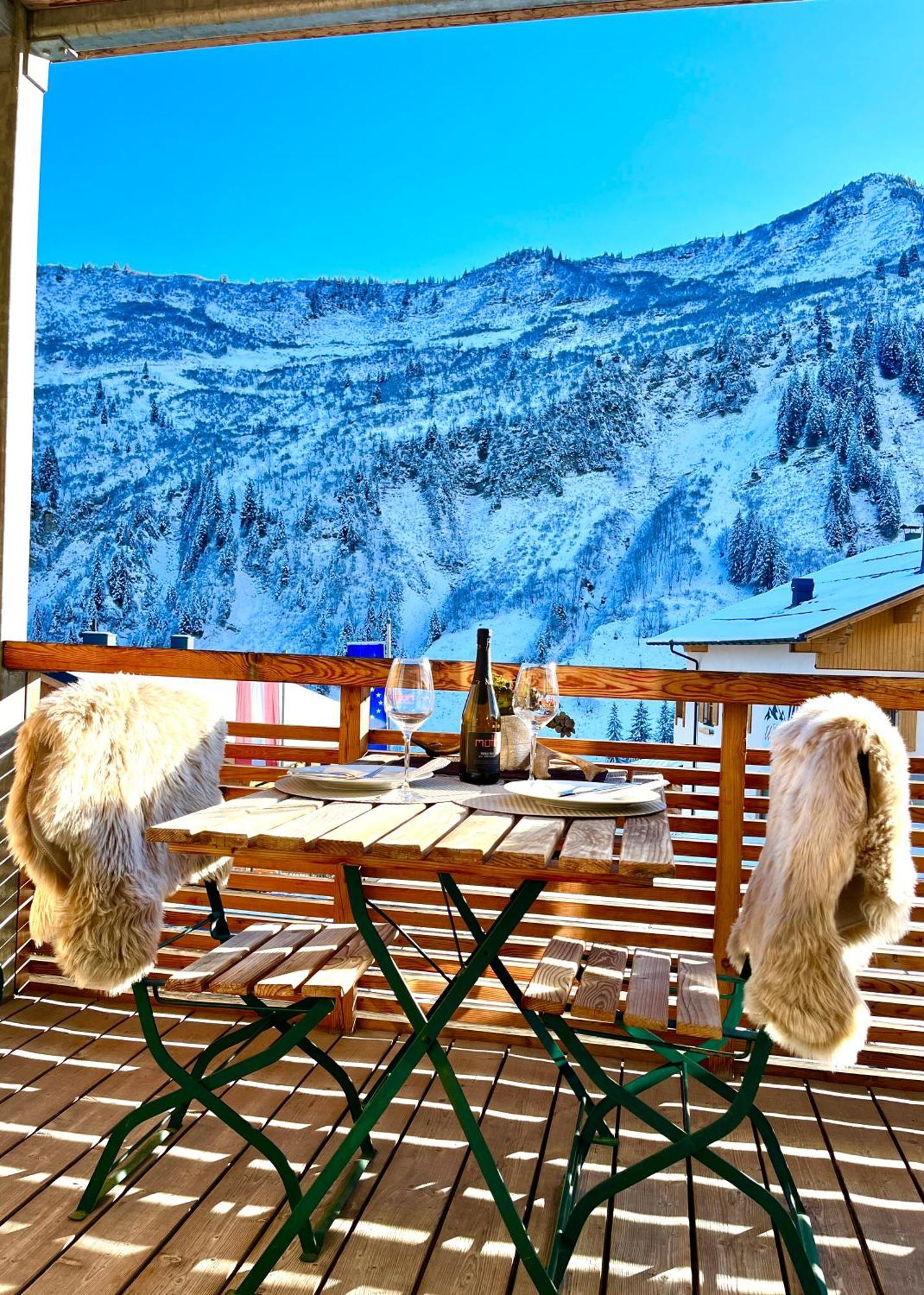 Sonniges Bergblick-Appartement Дамульс Экстерьер фото